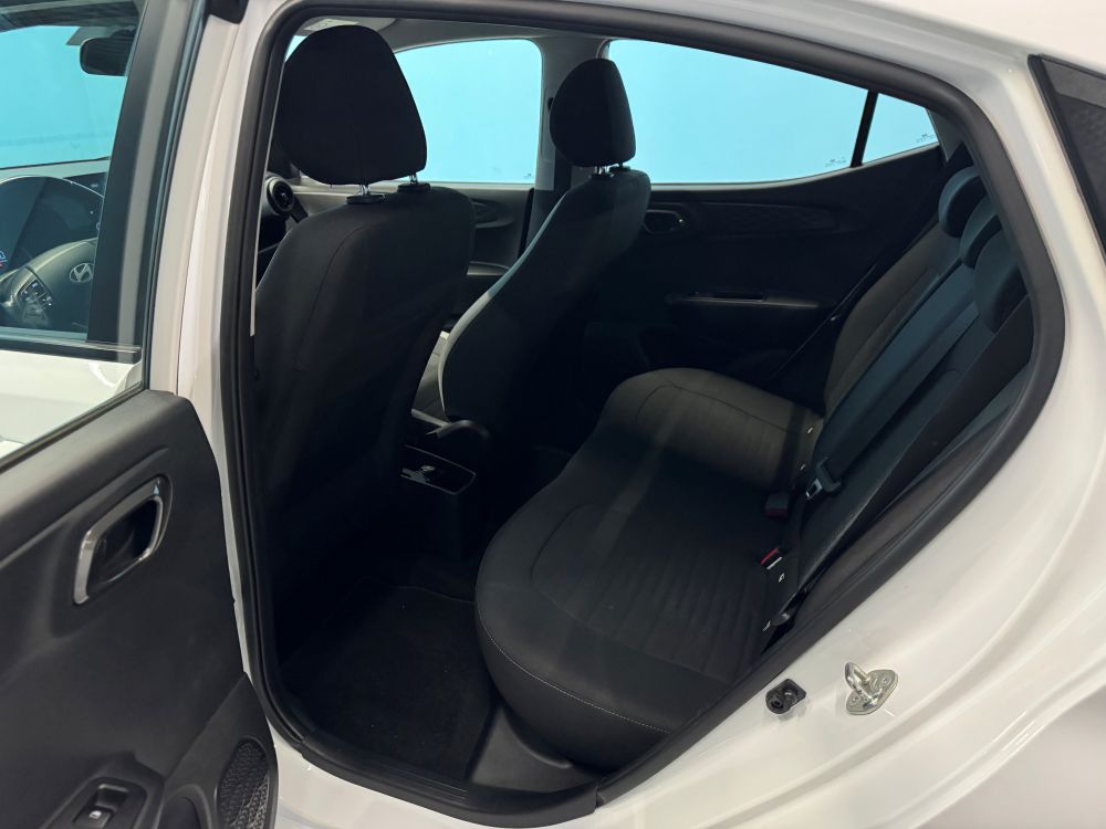 CERDÁ MOTORS | HYUNDAI I10 1.0 Klass Atlas - Año 2023 - Km 70.000 CERDÁ MOTORS | HYUNDAI I10 1.0 Klass Atlas - Año 2023 - Km 70.000